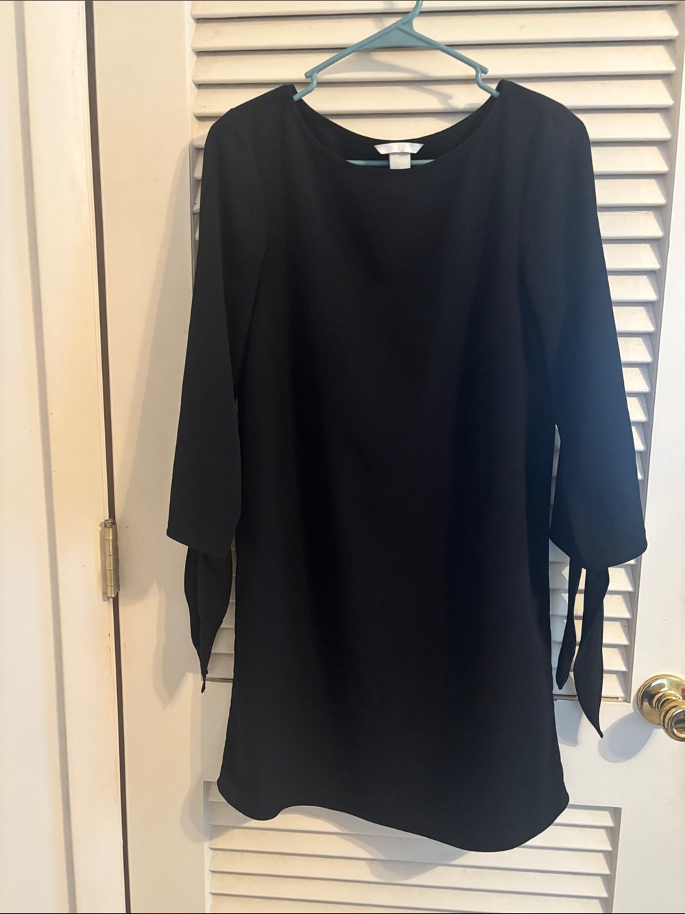 H&M Black Long-Sleeve Shift Dress with Tie Cuffs